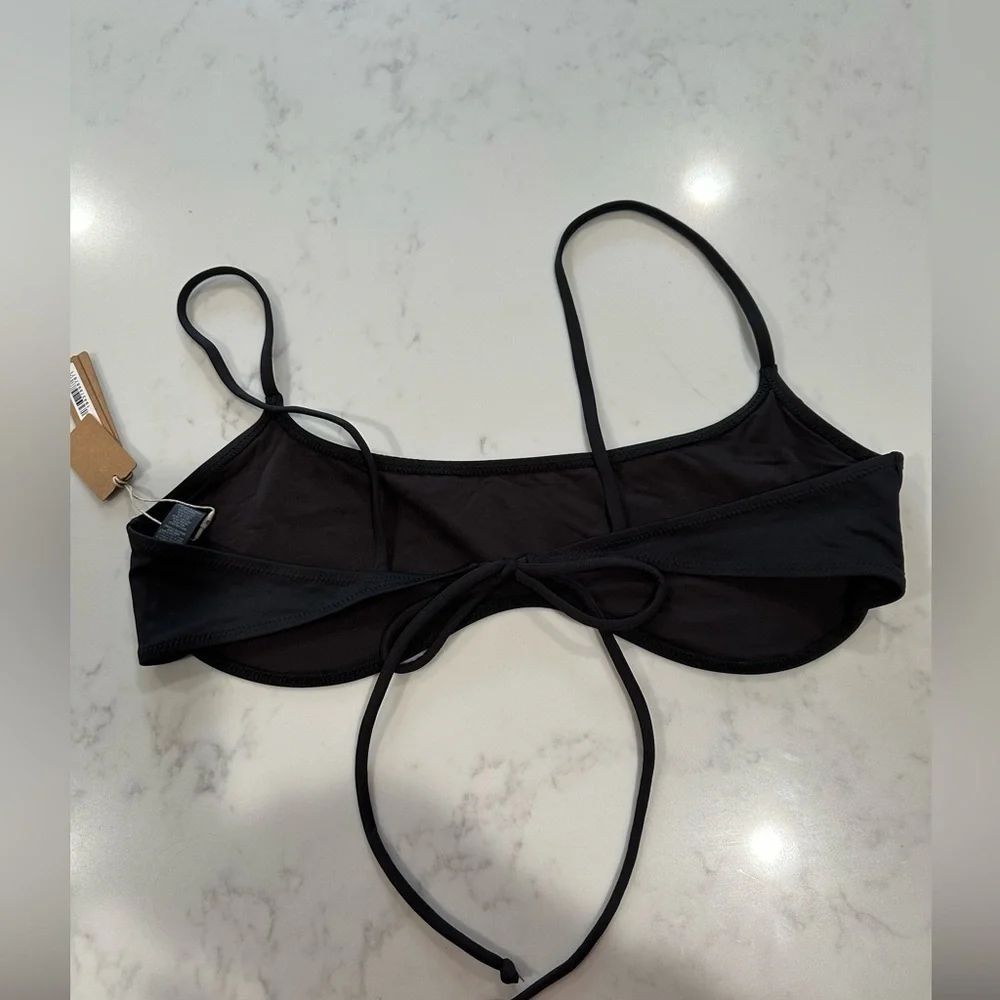 SKIMS SIGNATURE MICRO SCOOP BIKINI TOP 3X